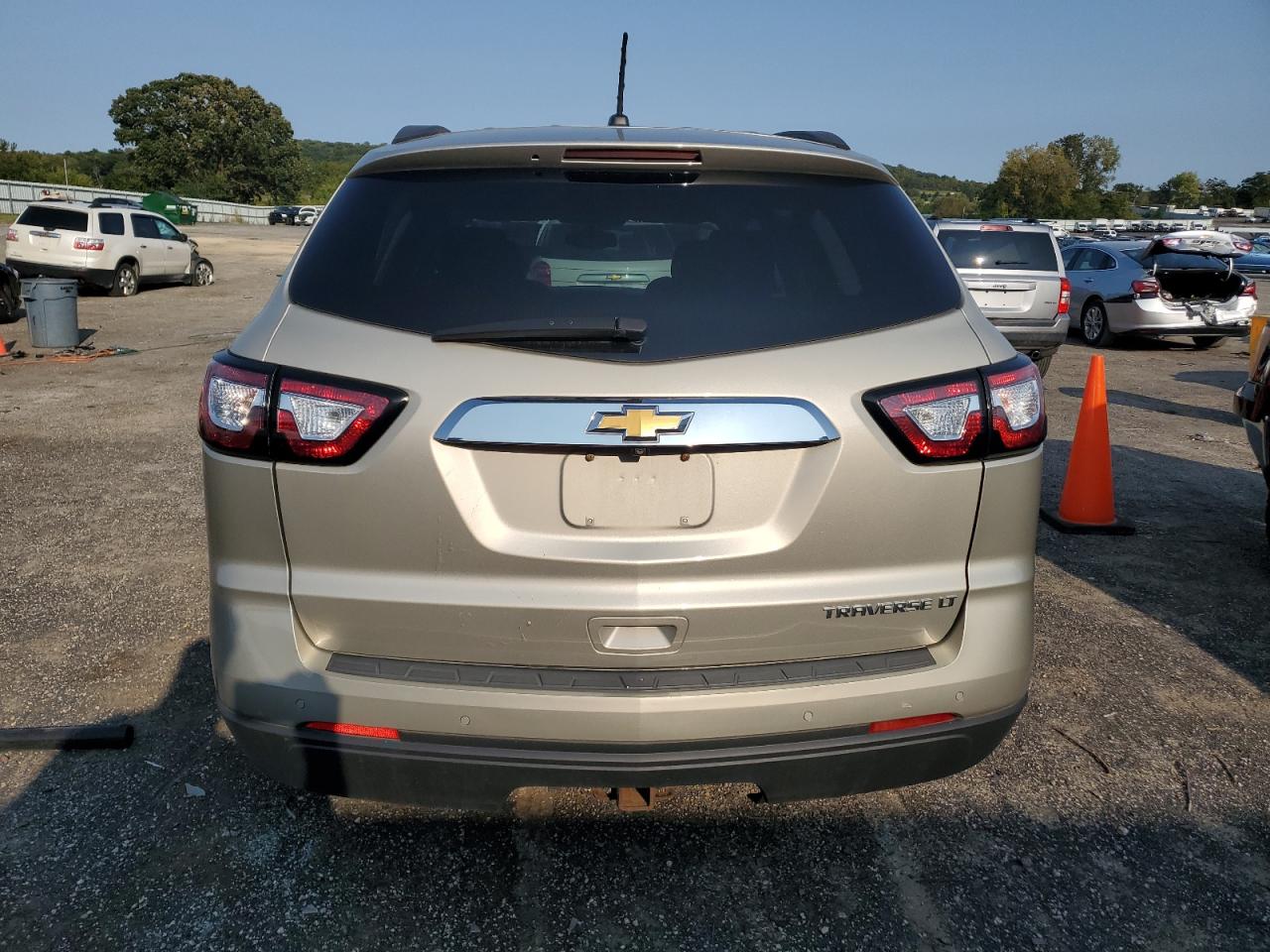 2013 Chevrolet Traverse Lt VIN: 1GNKRGKD3DJ137190 Lot: 71214794