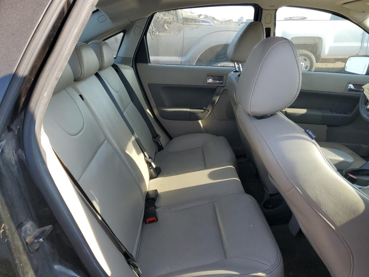 2009 Ford Focus - Image 10