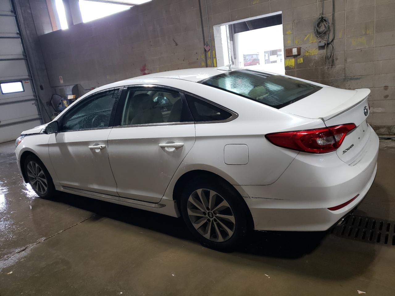 5NPE34AF3FH098377 2015 Hyundai Sonata Sport