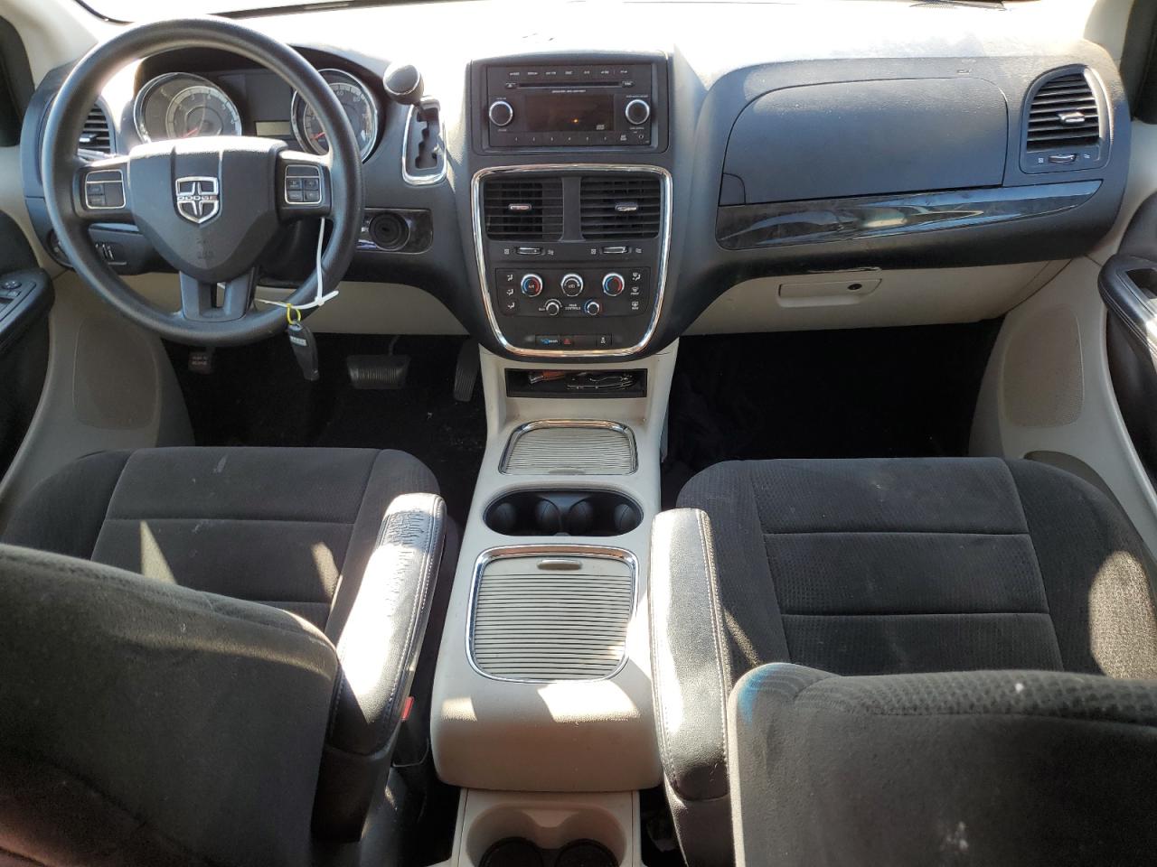 2013 Dodge Caravan - Image 8