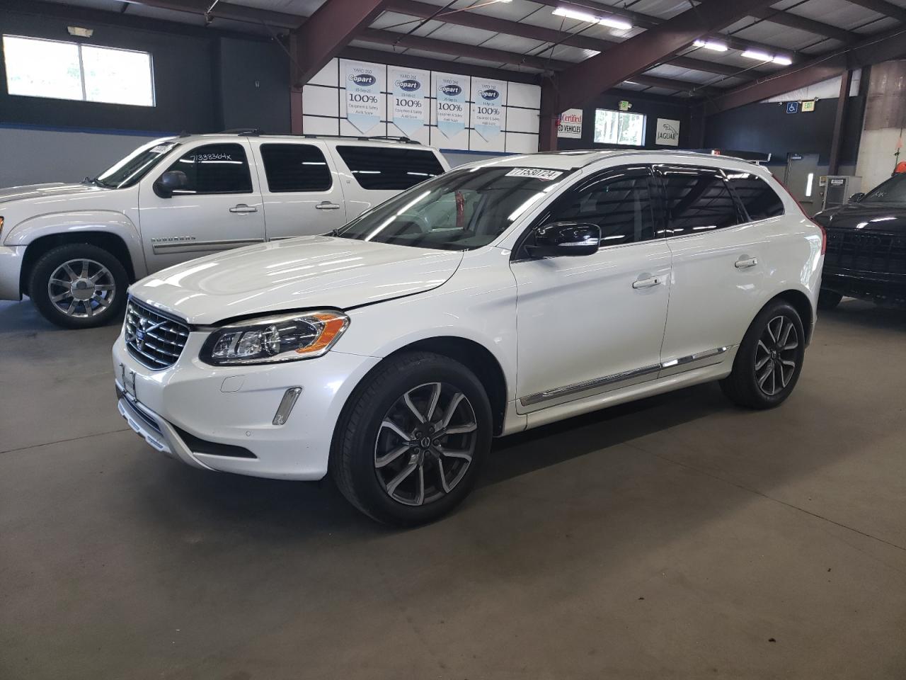 YV449MRR9H2097485 2017 VOLVO XC60 - Image 1