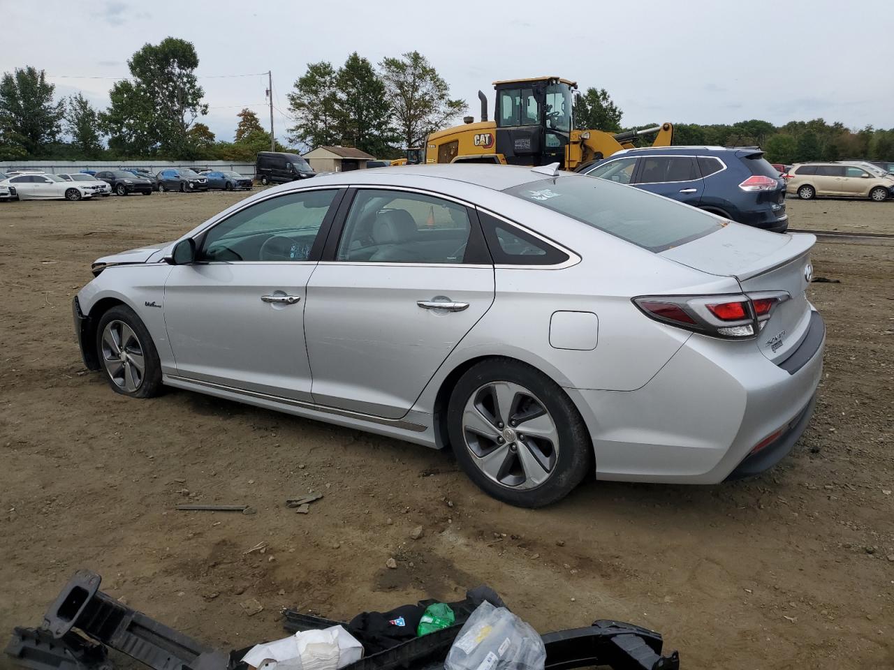 KMHE34L16HA044918 2017 HYUNDAI SONATA - Image 2