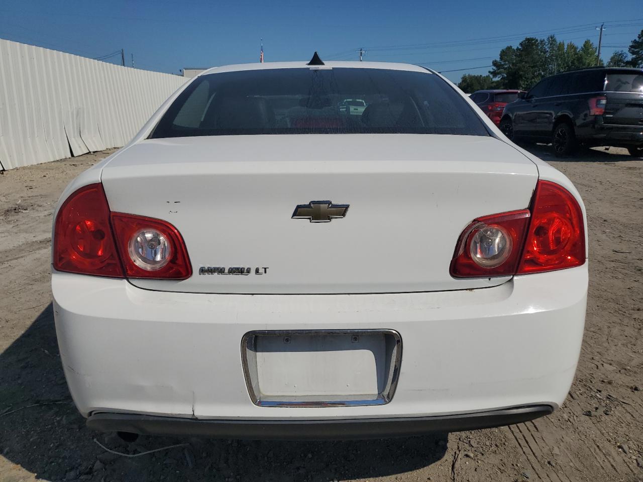 1G1ZD5EU3CF133933 2012 Chevrolet Malibu 2Lt