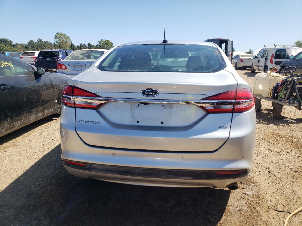 2018 Ford Fusion Se VIN: 3FA6P0H77JR179913 Lot: 69701924