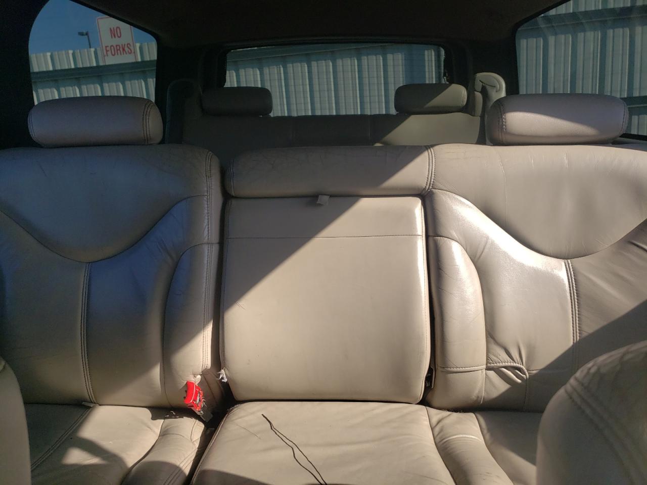 2001 GMC Yukon - Image 10