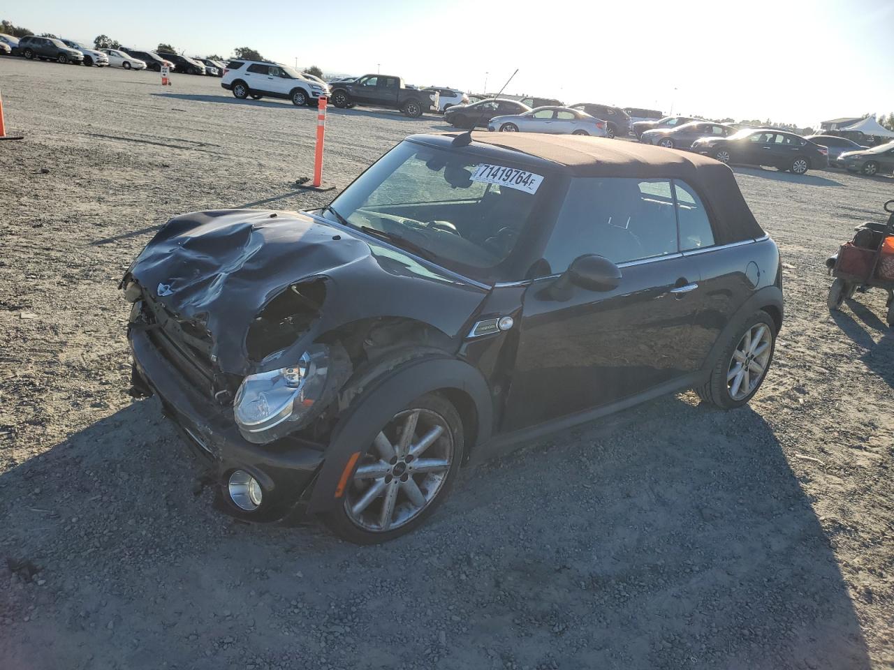 2015 MINI Cooper - Image 1