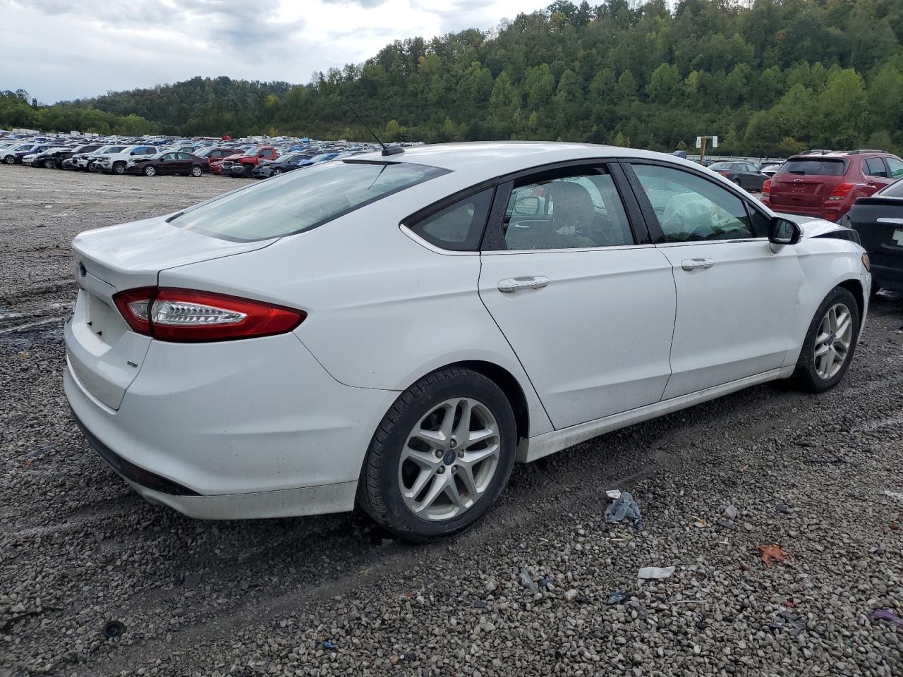 VIN 1FA6P0H7XE5376695 2014 FORD FUSION no.3