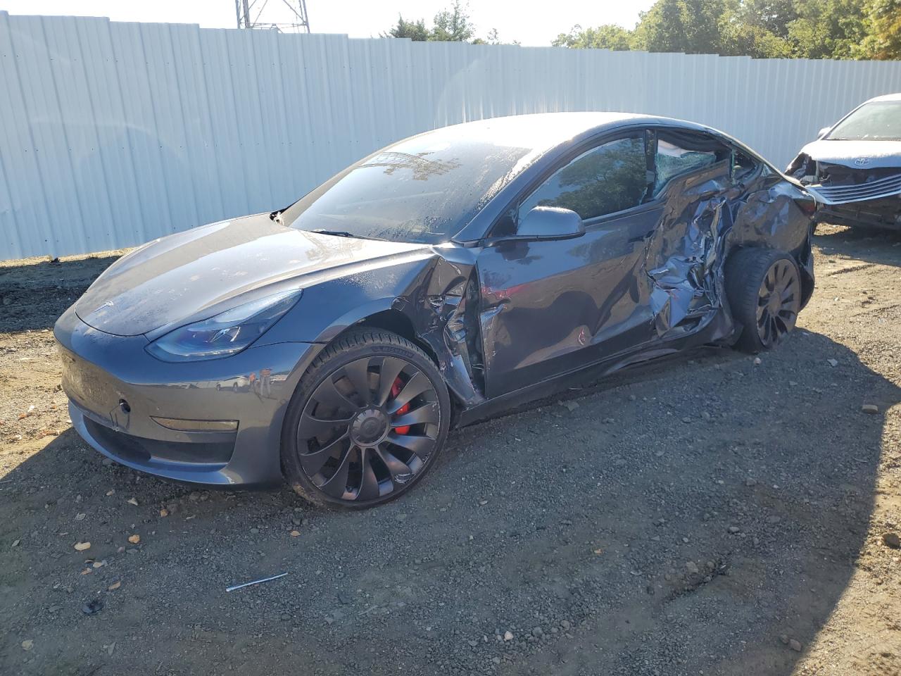 5YJ3E1EC2NF261811 2022 TESLA MODEL 3 - Image 1