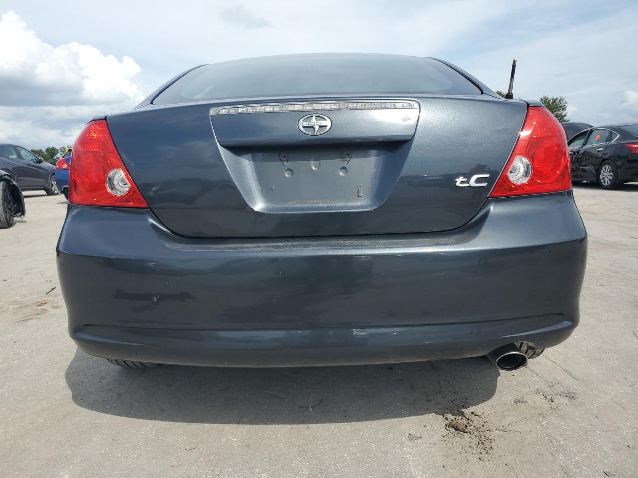 2005 Toyota Scion Tc VIN: JTKDE177X50049055 Lot: 71733214