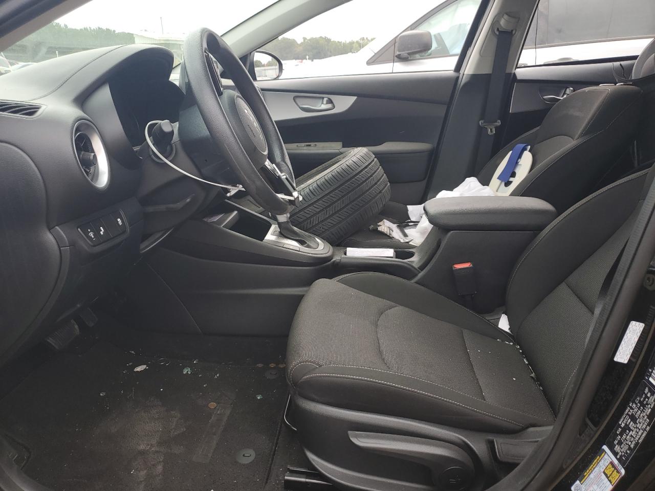 2024 Kia Forte - Image 7