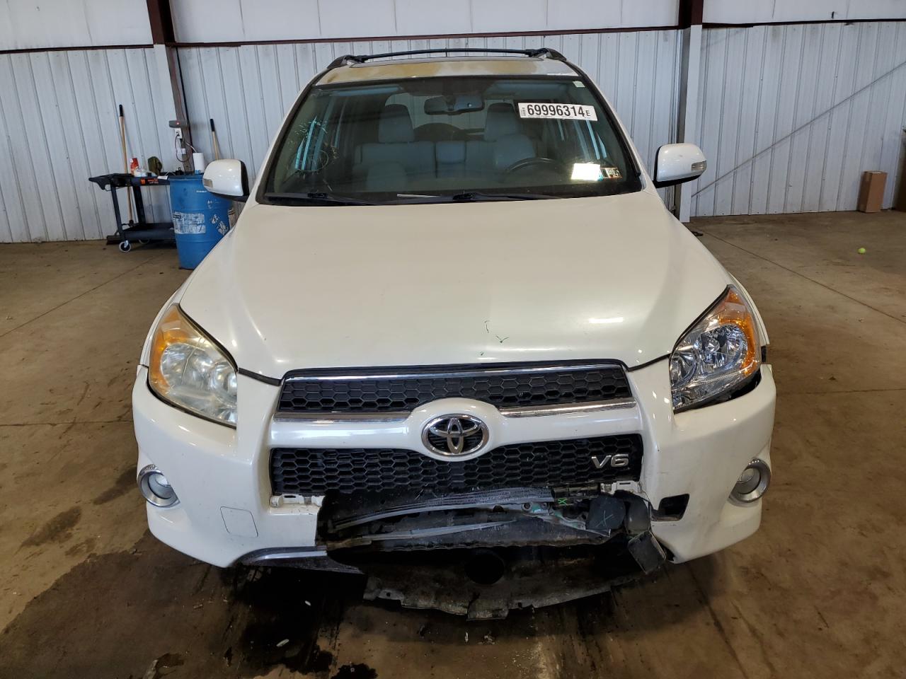 2012 Toyota RAV 4 - Image 5
