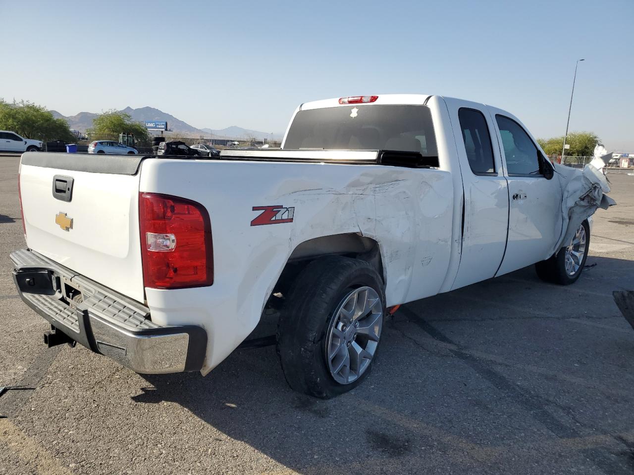2010 Chevrolet Silverado - Image 3