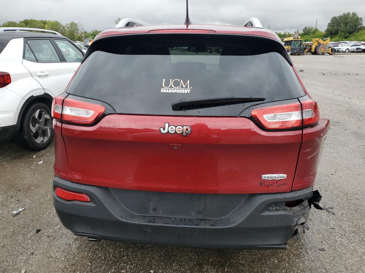 2015 Jeep Cherokee Latitude VIN: 1C4PJLCB4FW539852 Lot: 72604004