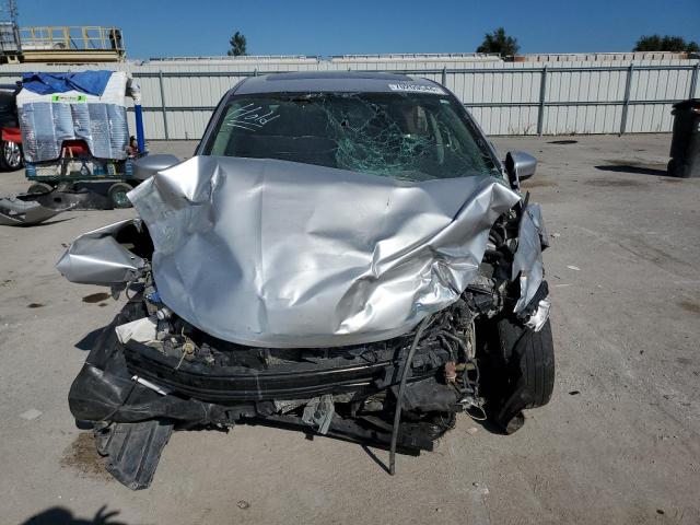  NISSAN SENTRA 2017 Silver