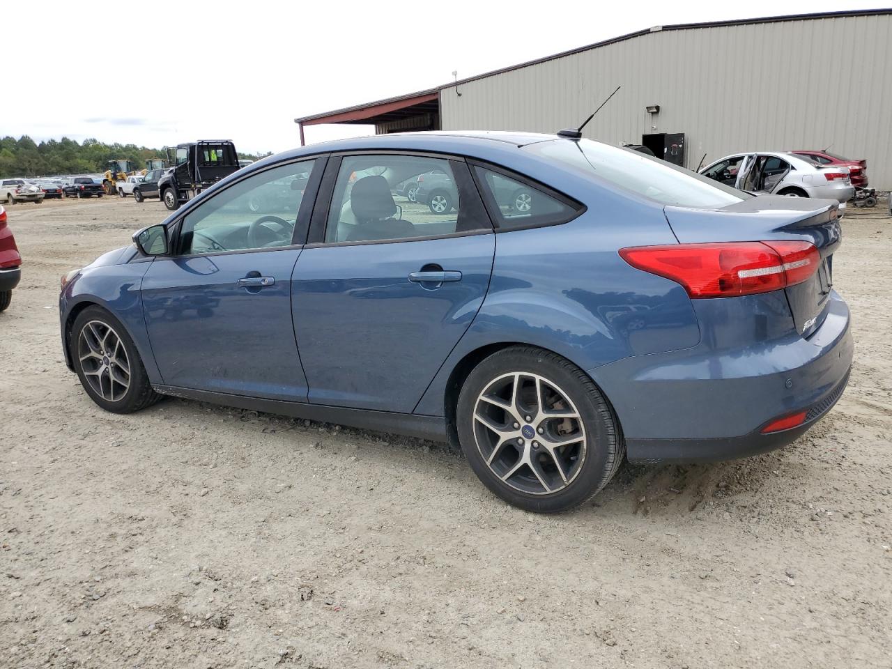 1FADP3H20JL312331 2018 FORD FOCUS - Image 2