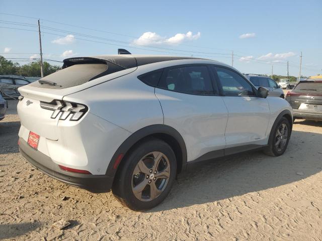  FORD MUSTANG 2023 Білий