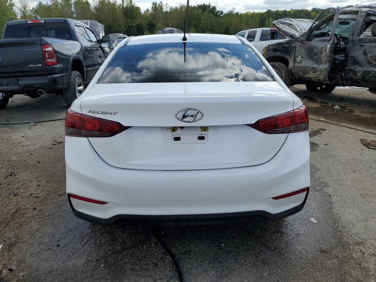 2019 Hyundai Accent Se VIN: 3KPC24A32KE076529 Lot: 65822054