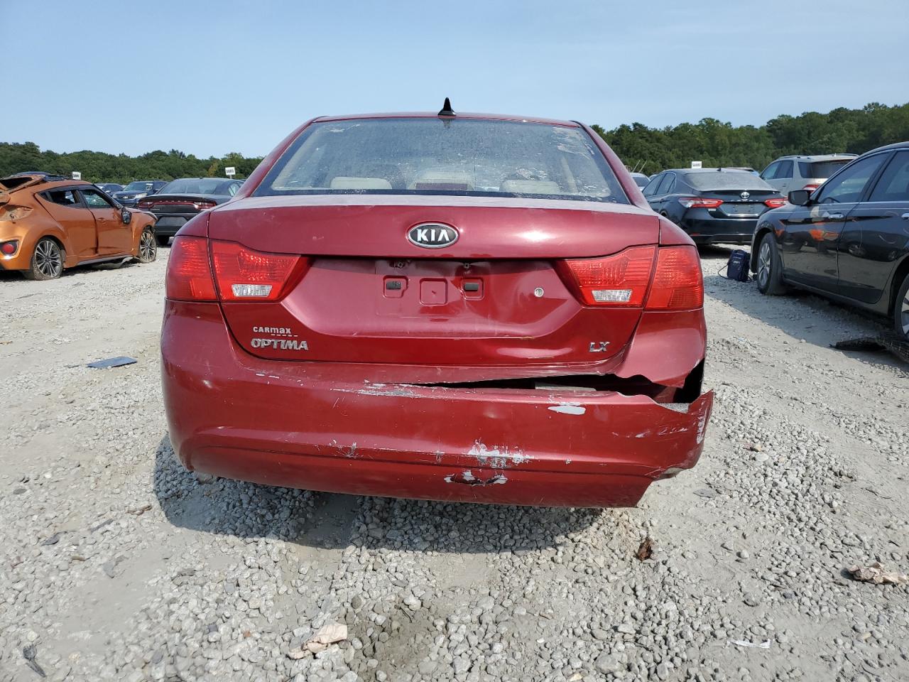 2009 Kia Optima Lx VIN: KNAGE228X95289738 Lot: 70893504