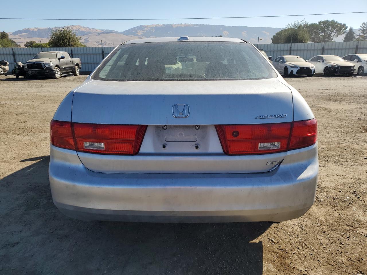 2005 Honda Accord Ex VIN: 1HGCM56895A131524 Lot: 70257804