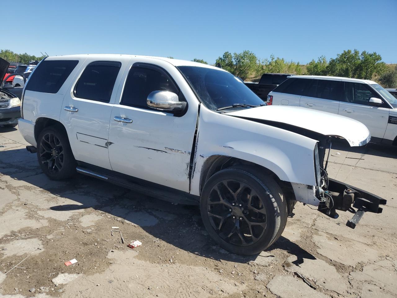 2007 GMC Yukon - Image 4