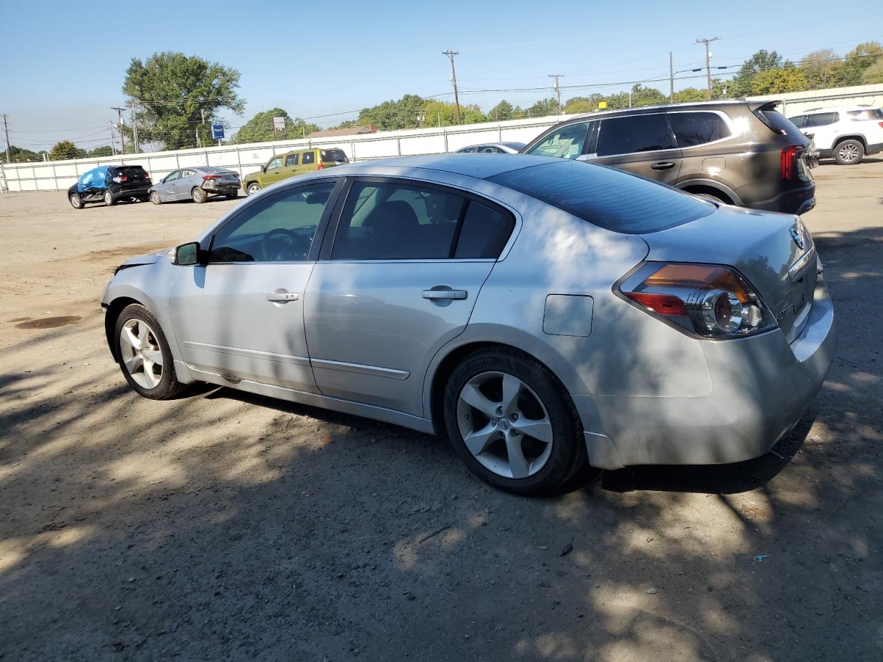 2008 Nissan Altima - Image 2