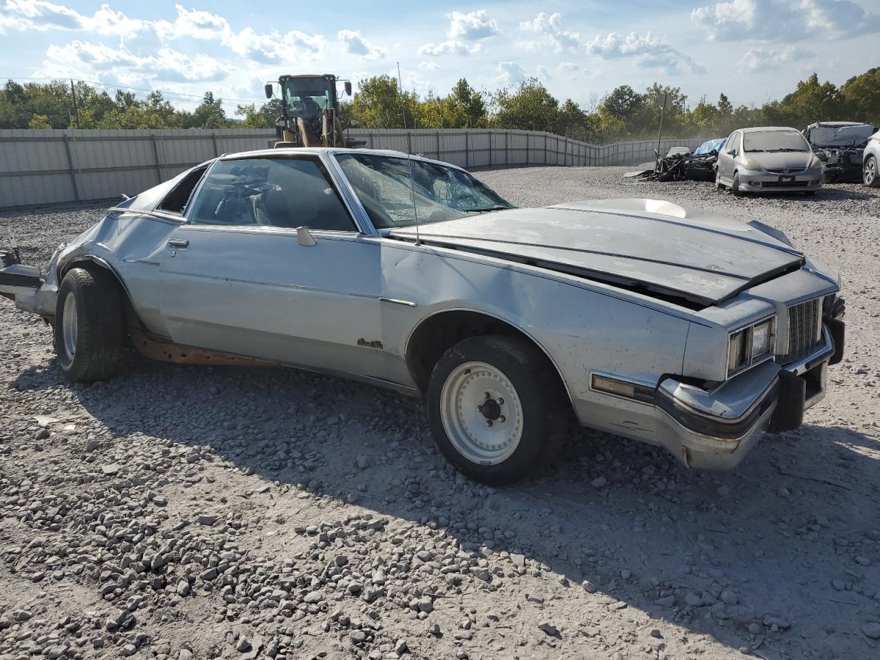 1985 Pontiac Grand Prix - Image 4