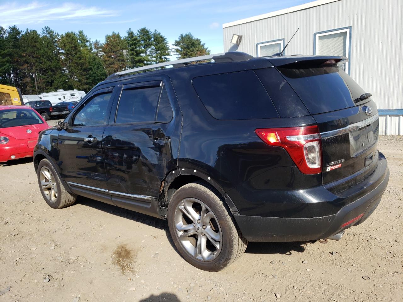 2015 Ford Explorer - Image 2
