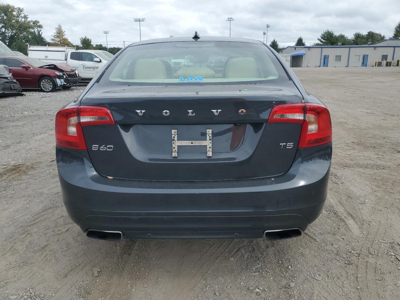 2015 Volvo S60 Premier VIN: YV126MFK5F1345805 Lot: 70886004