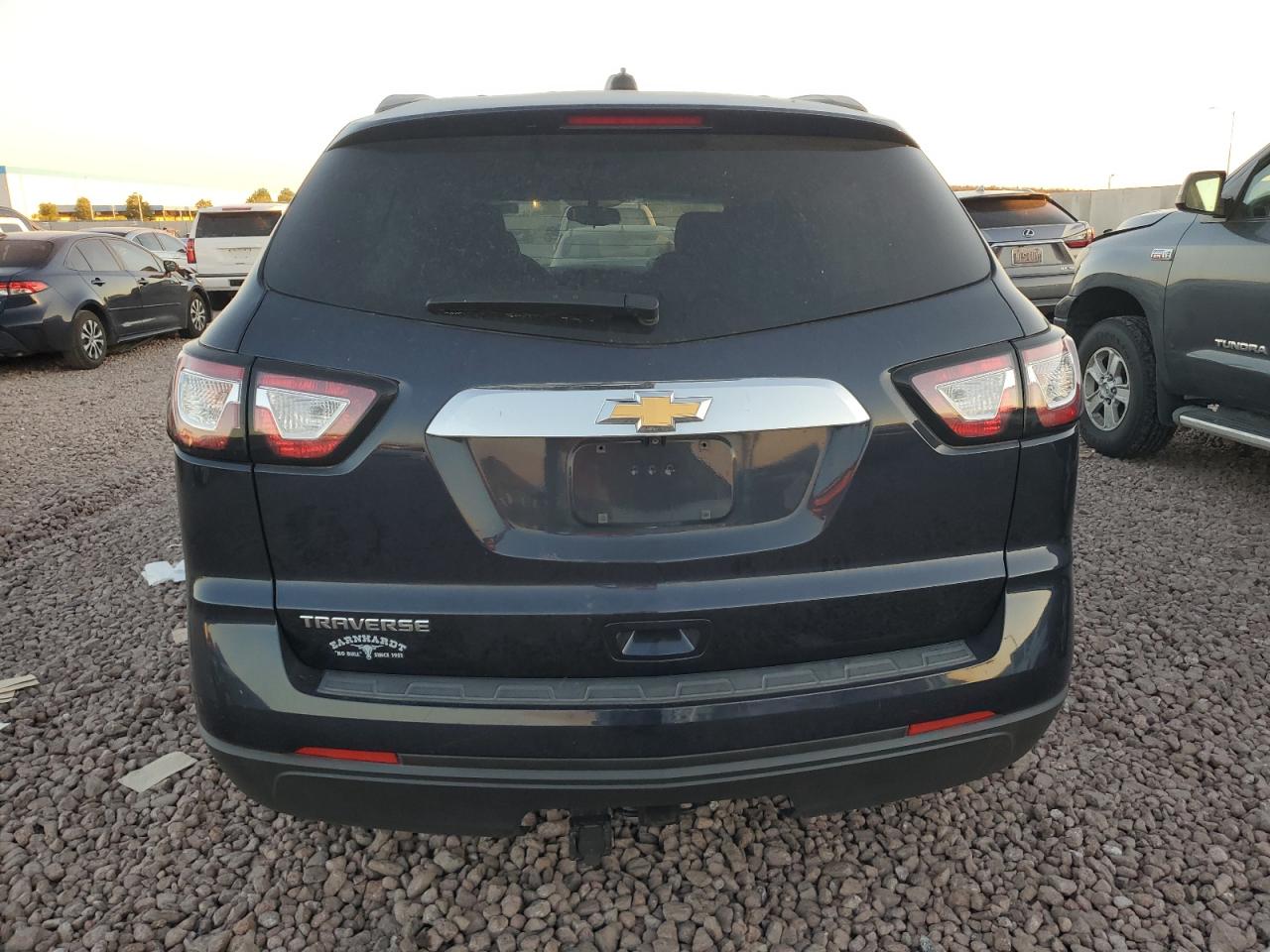 2017 Chevrolet Traverse Ls VIN: 1GNKRFED5HJ245161 Lot: 74057104