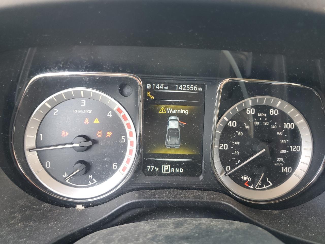 1N6BA1F22HN512228 2017 Nissan Titan Xd Sl