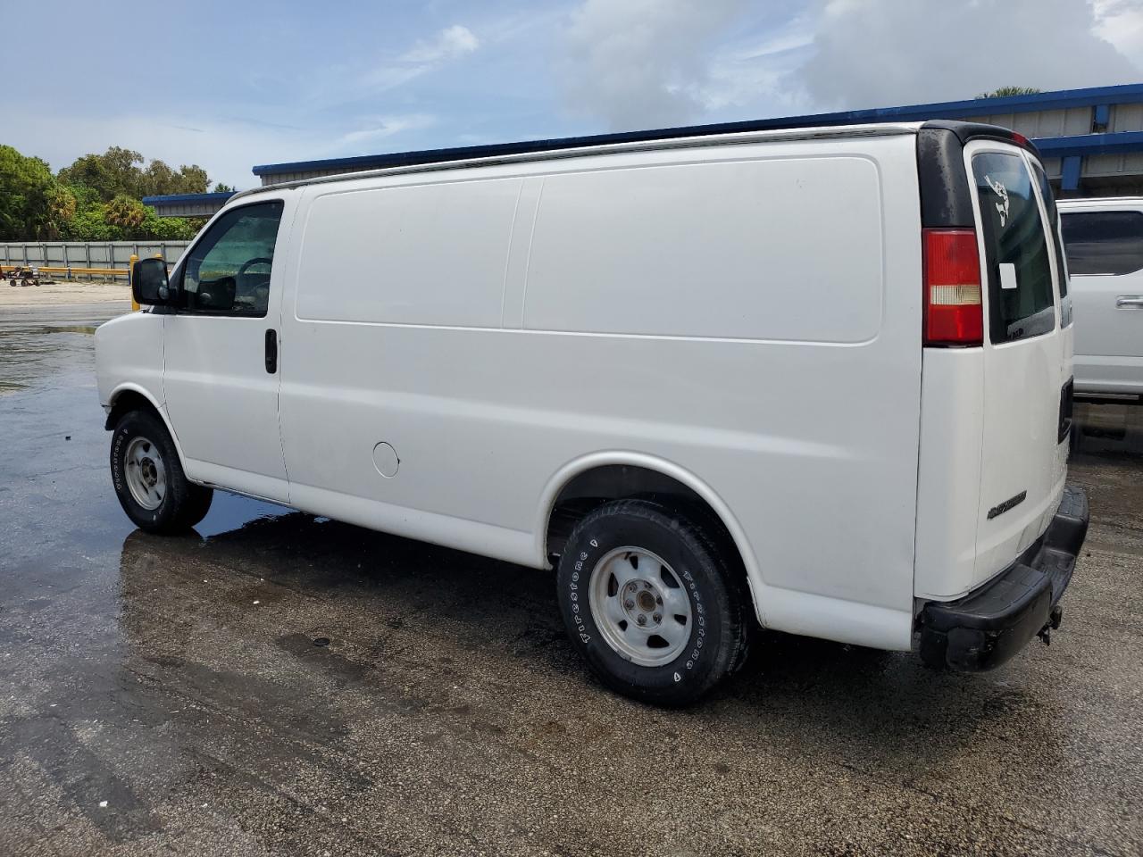 2007 Chevrolet Express G1500 VIN: 1GCFG15X871183072 Lot: 70509554