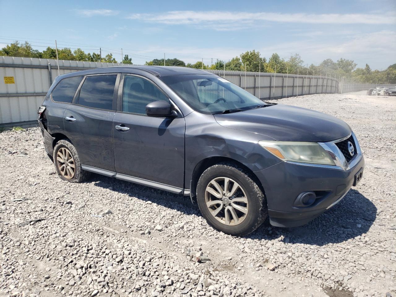 2013 Nissan Pathfinder - Image 4