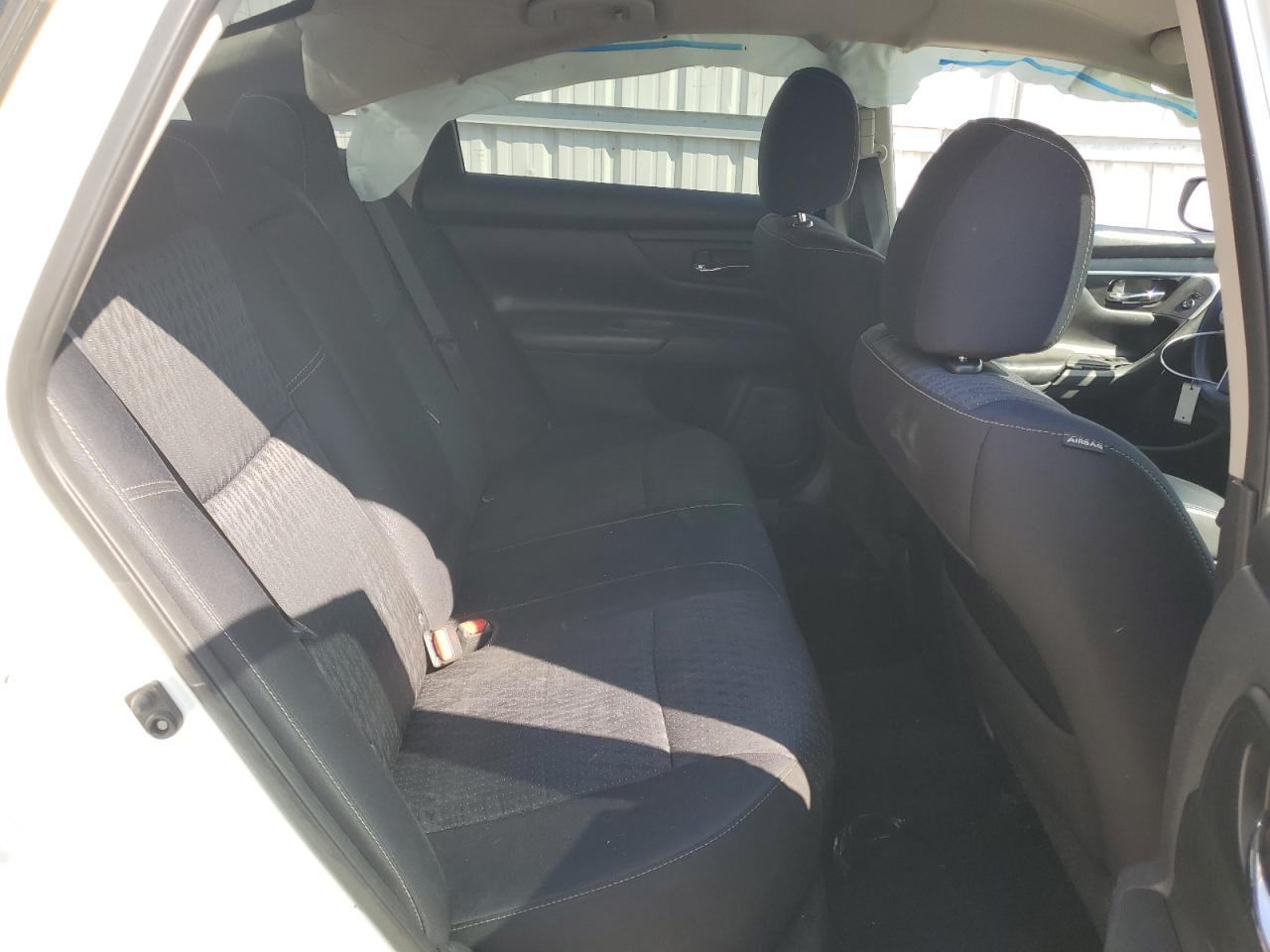 2016 Nissan Altima - Image 10
