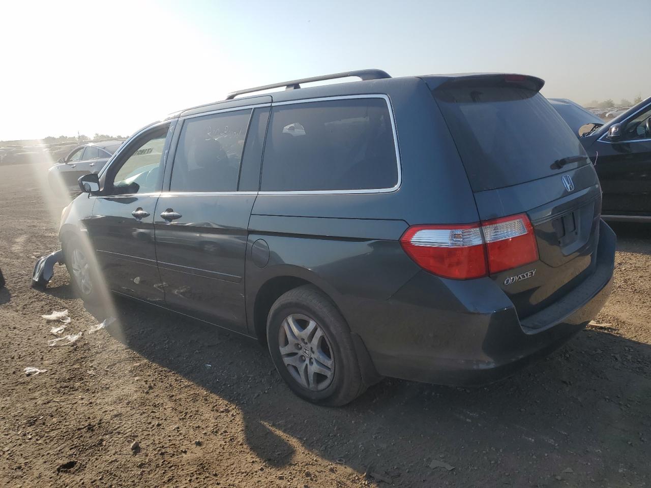 2006 Honda Odyssey - Image 2
