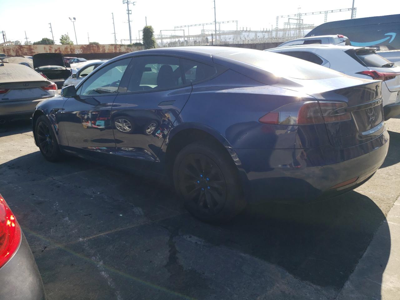 5YJSA1E2XHF230910 2017 Tesla Model S