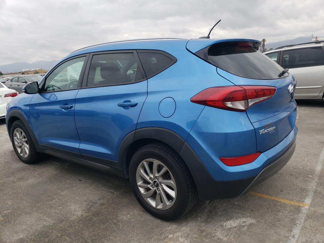 KM8J3CA22GU083863 2016 HYUNDAI TUCSON - Image 2