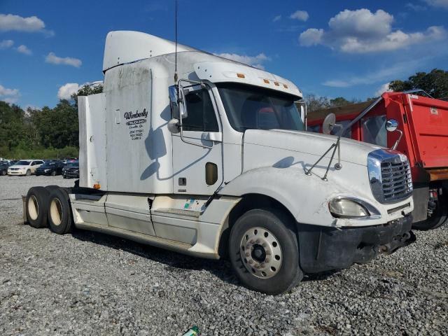 2004 Freightliner Conventional Columbia