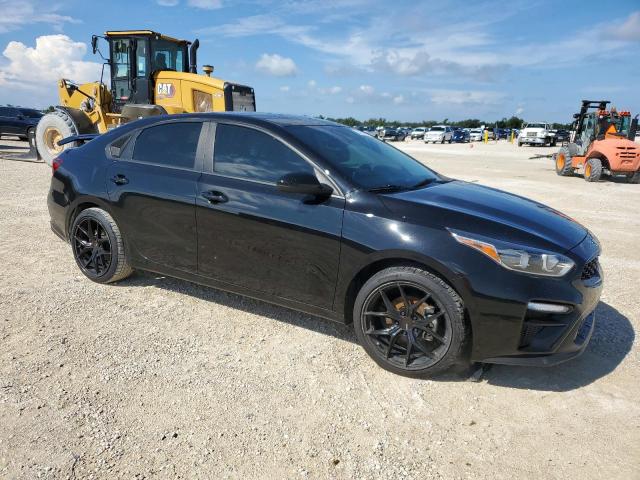 3KPF24AD8ME375676 Kia Forte FE 4