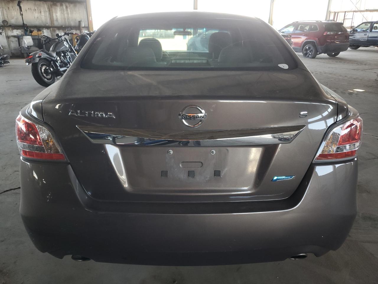 1N4AL3AP5EN211106 2014 Nissan Altima 2.5