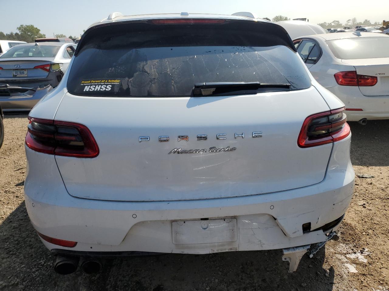 WP1AF2A54HLB61646 2017 Porsche Macan Turbo