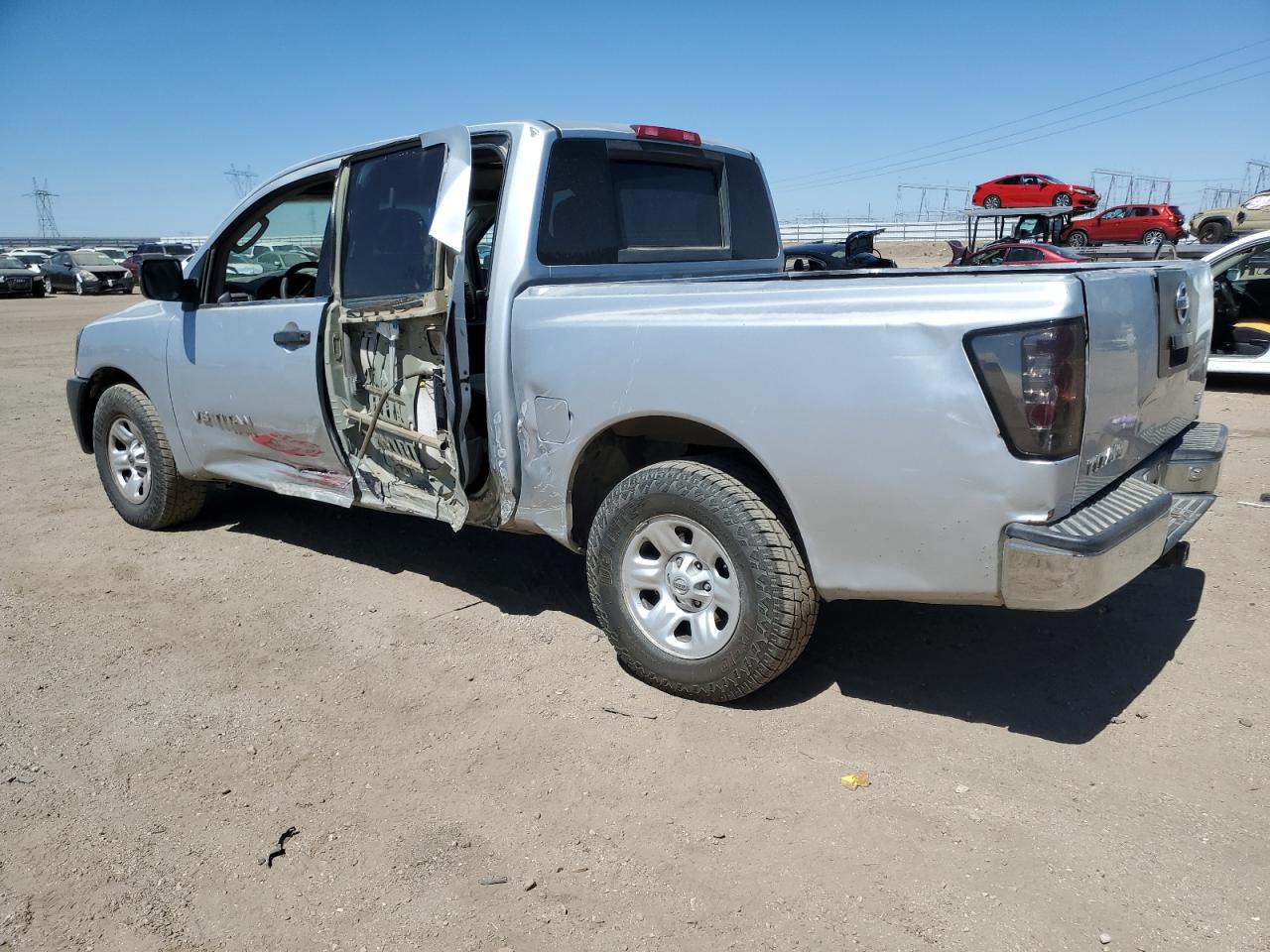 2005 Nissan Titan - Image 2