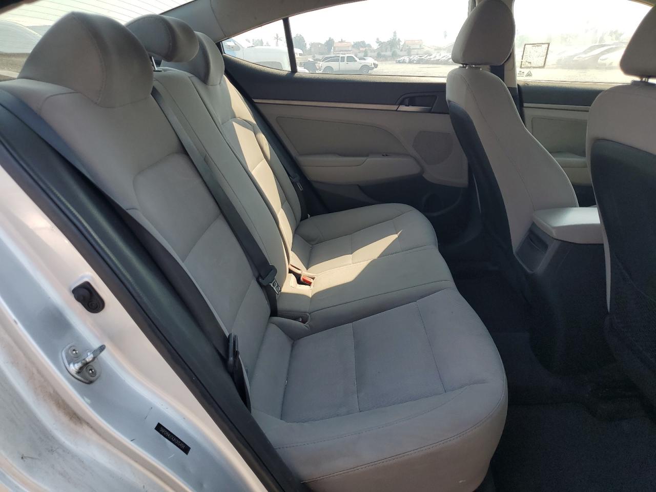 5NPD84LFXJH305494 2018 Hyundai Elantra Sel