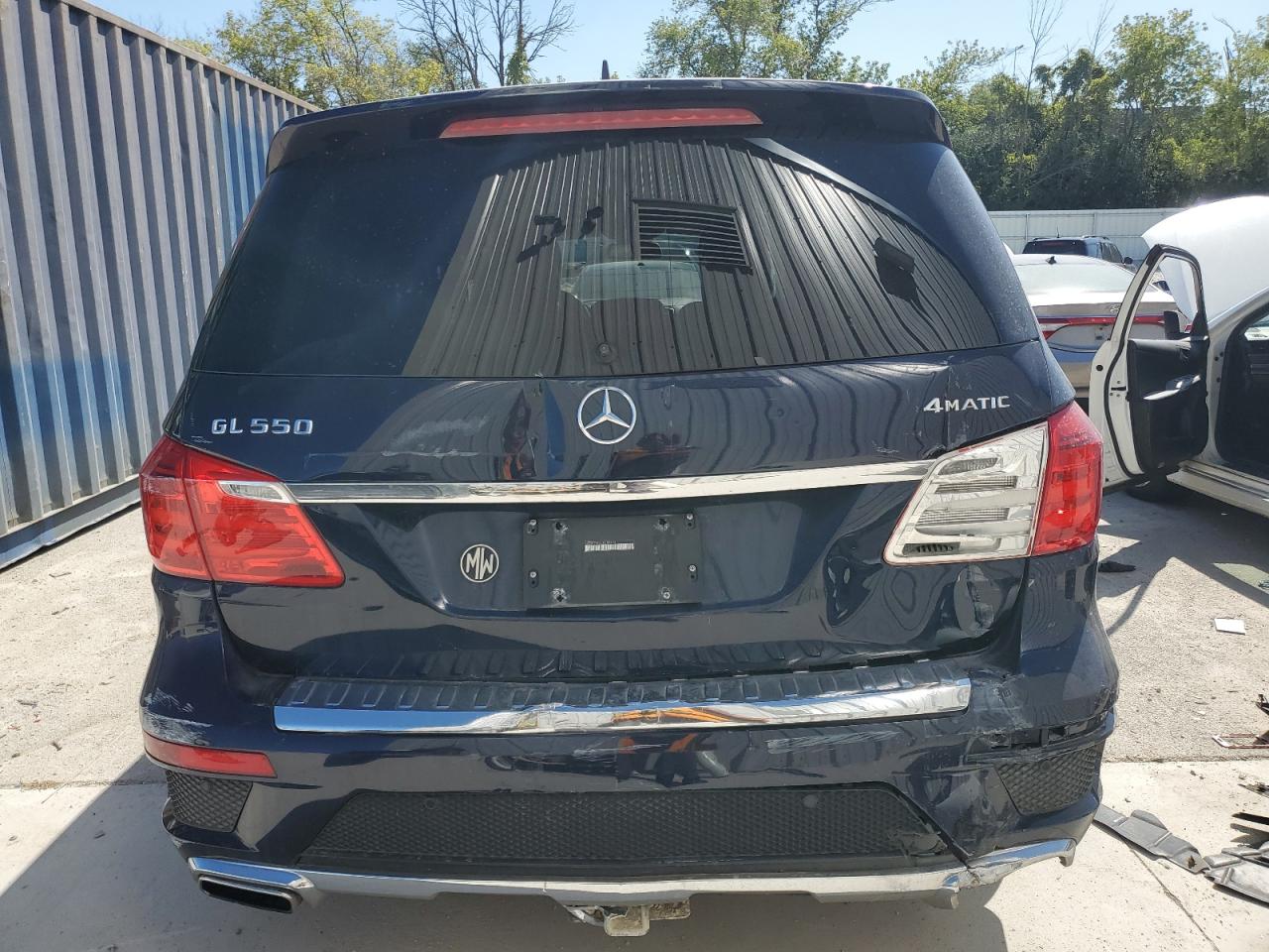 4JGDF7DE5FA588474 2015 Mercedes-Benz Gl 550 4Matic