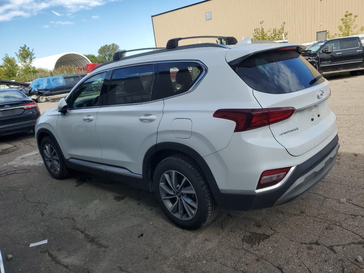 2020 Hyundai Santa Fe - Image 2