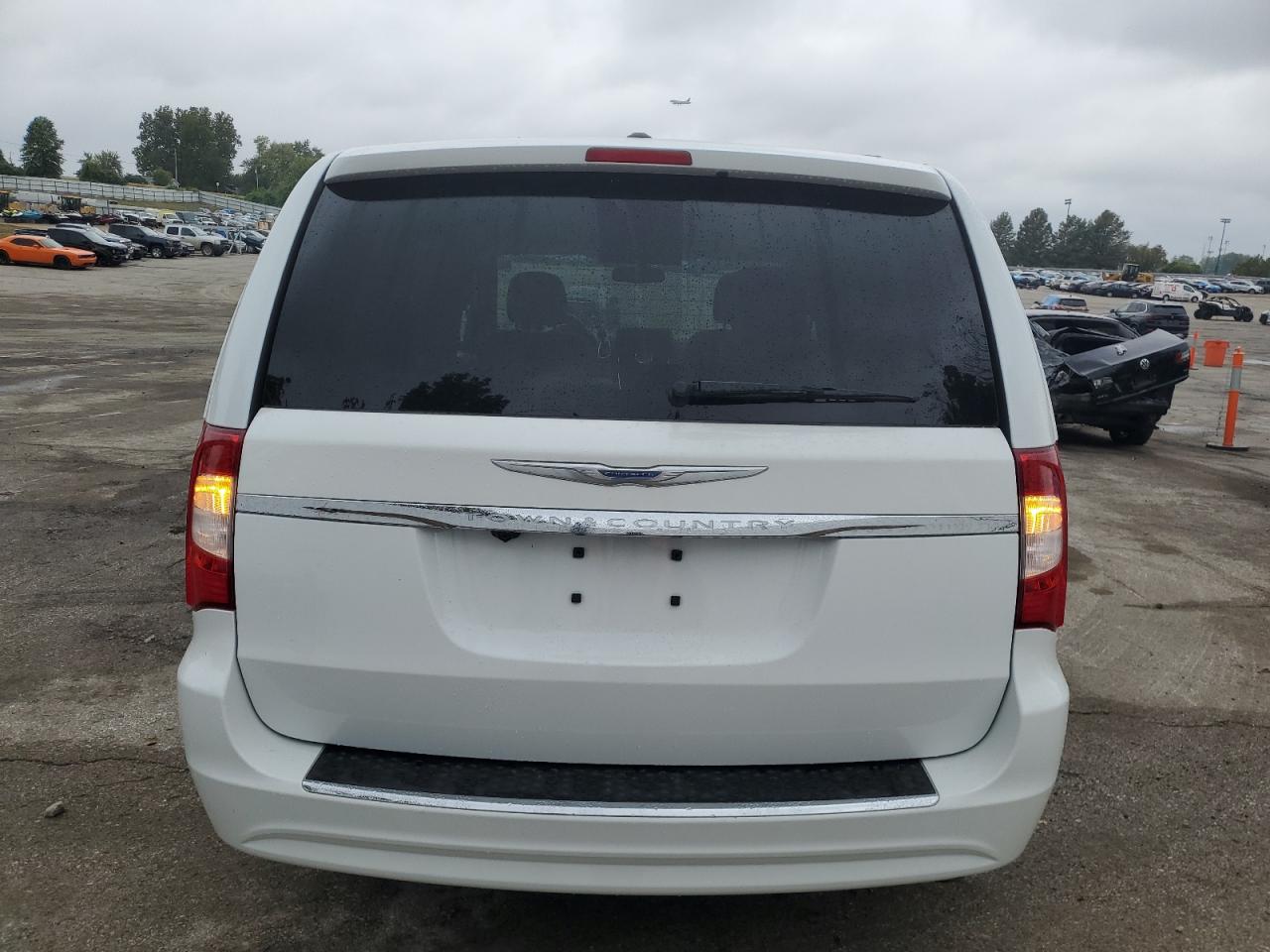 2C4RC1BG5GR166092 2016 Chrysler Town & Country Touring