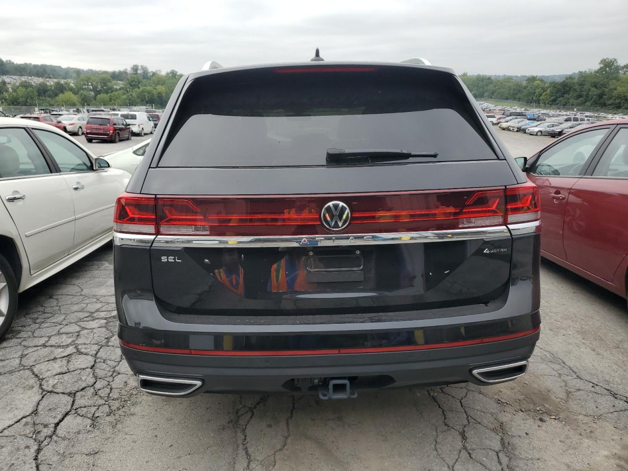 1V2BR2CA9RC533490 2024 Volkswagen Atlas Sel