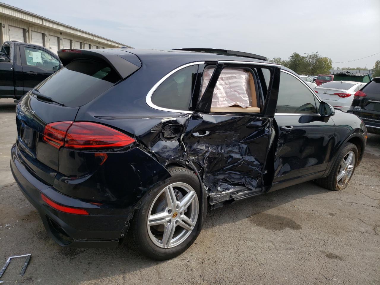 WP1AA2A25GLA02427 2016 Porsche Cayenne