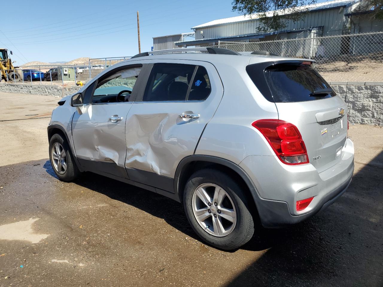 VIN KL7CJLSB8LB033635 2020 CHEVROLET TRAX no.2