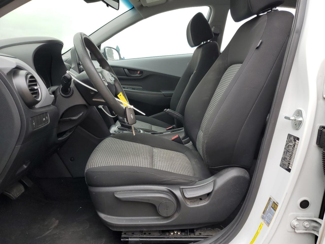 KM8K12AA1KU283203 2019 Hyundai Kona Se