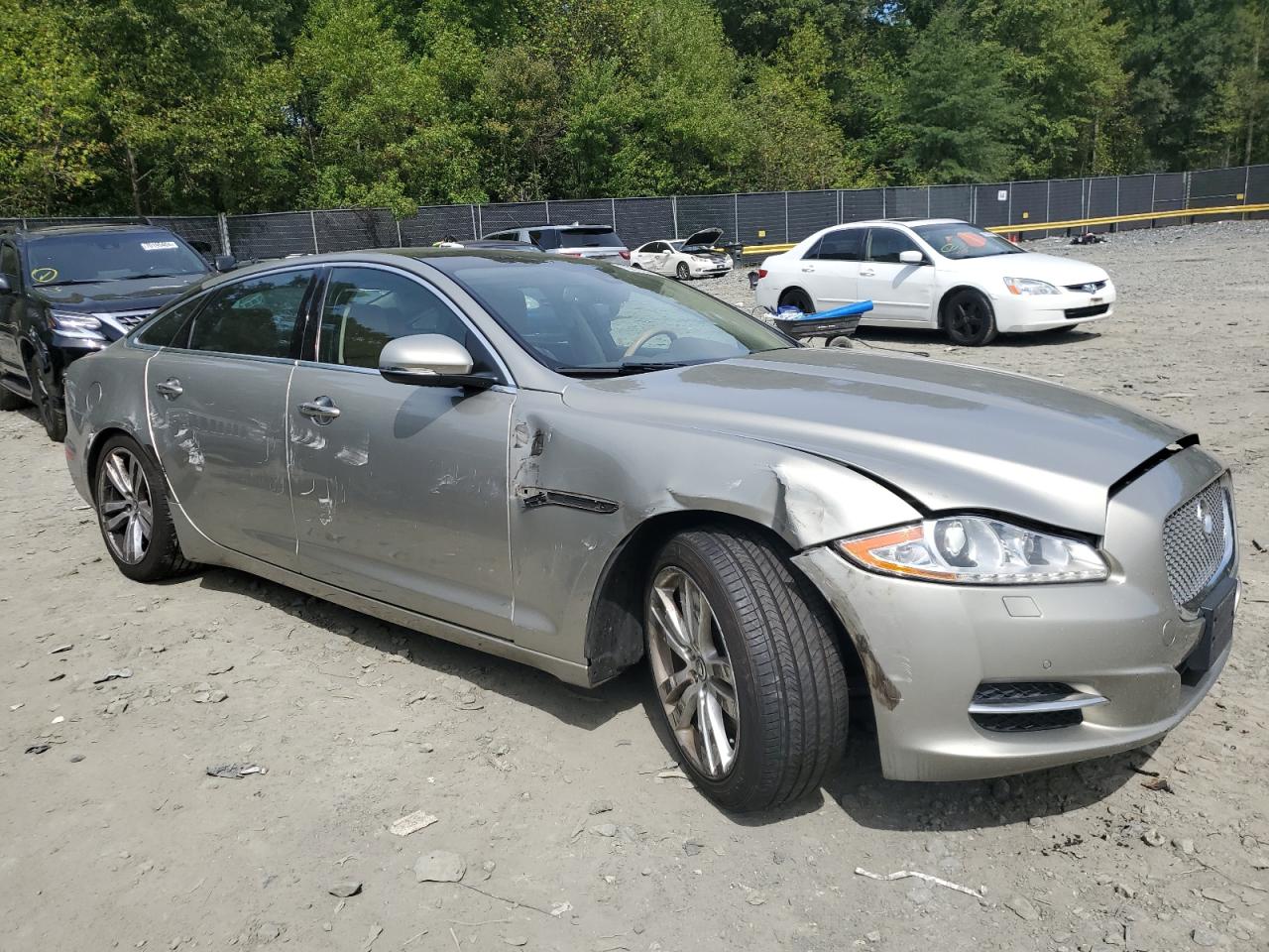 2013 Jaguar XJ - Image 4